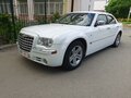 2004 Chrysler 300C I, белый, 850000 рублей