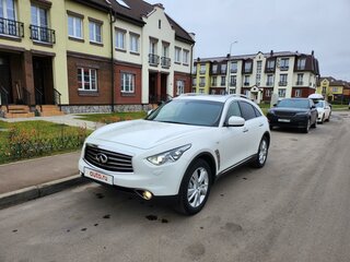 2013 Infiniti FX37 II (S51) Рестайлинг, белый, 2950000 рублей, вид 2