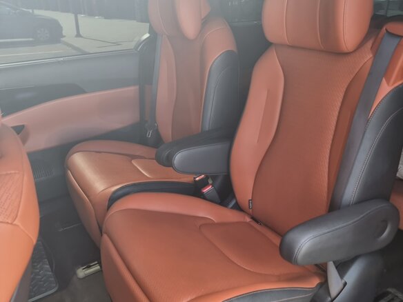 2021 Kia Carnival IV, чёрный, 3499000 рублей - вид 18