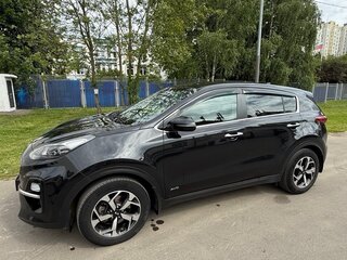 2020 Kia Sportage IV Рестайлинг, чёрный, 2500000 рублей, вид 4
