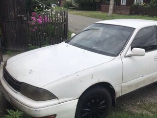 1992 Toyota Vista III (V30), белый, 250000 рублей, вид 3