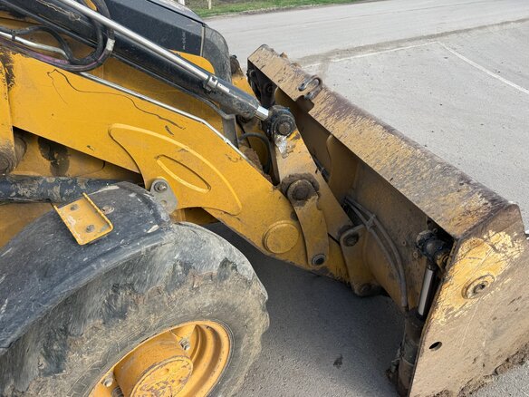 2020 Caterpillar 432, 7800000 рублей - вид 11