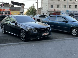 2014 Mercedes-Benz E-Класс 200 IV (W212, S212, C207) Рестайлинг, чёрный, 1930000 рублей, вид 5