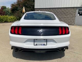 2022 Ford Mustang VI Рестайлинг, белый, 8114644 рублей, вид 5
