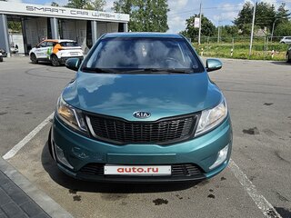2011 Kia Rio 5-speed III, зелёный, 750000 рублей, вид 1
