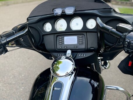 2014 Harley-Davidson Street Glide, чёрный, 1110000 рублей, вид 2