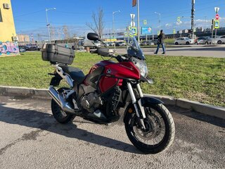 2012 Honda VFR 1200, красный, 980000 рублей, вид 3