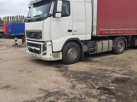 2013 Volvo FM, белый, 5800000 рублей, вид 2