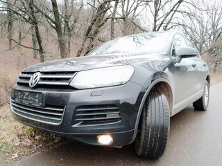 2013 Volkswagen Touareg II, чёрный, 2200000 рублей, вид 1