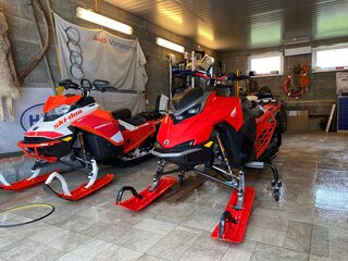 2023 BRP Lynx Shredder RE 850 E-TEC Turbo R, красный, 2299000 рублей, вид 5