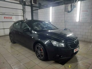 2012 Chevrolet Cruze I, чёрный, 599000 рублей, вид 2