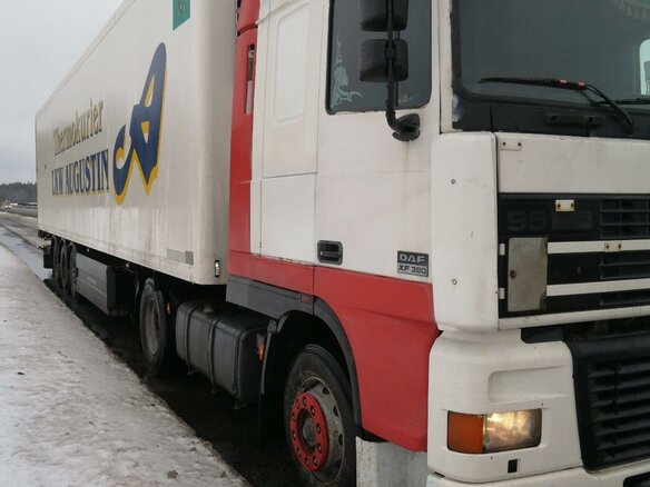 2000 DAF 95XF, белый, 890000 рублей - вид 1