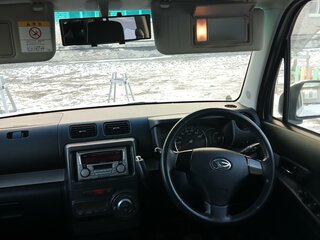 2012 Daihatsu Move Conte I Рестайлинг, белый, 690000 рублей, вид 5