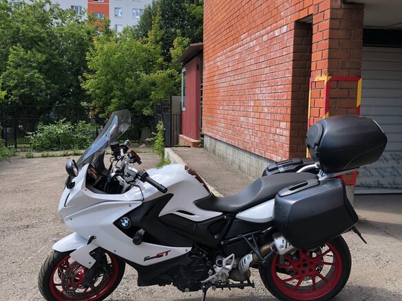 2013 BMW F 800 GT, белый, 610000 рублей - вид 2