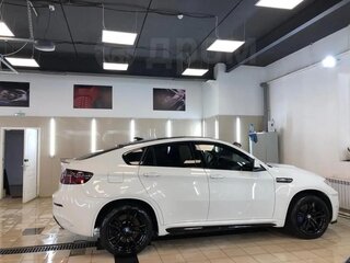 2013 BMW X6 M I (E71) Рестайлинг, белый, 3700000 рублей, вид 4