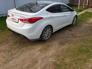 2013 Hyundai Elantra V (MD), белый, 987000 рублей, вид 3