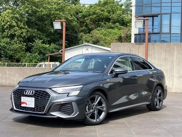 Открыть фотографии: Audi A3 IV (8Y)