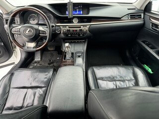 2015 Lexus ES 250 VI Рестайлинг, белый, 3050000 рублей, вид 4