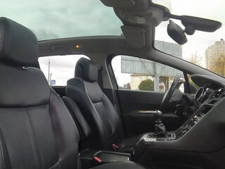 2010 Peugeot 5008 I, чёрный, 1050000 рублей, вид 4