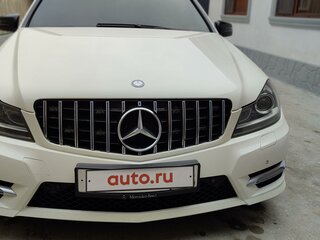 2012 Mercedes-Benz C-Класс 200 III (W204) Рестайлинг, белый, 1900000 рублей, вид 2
