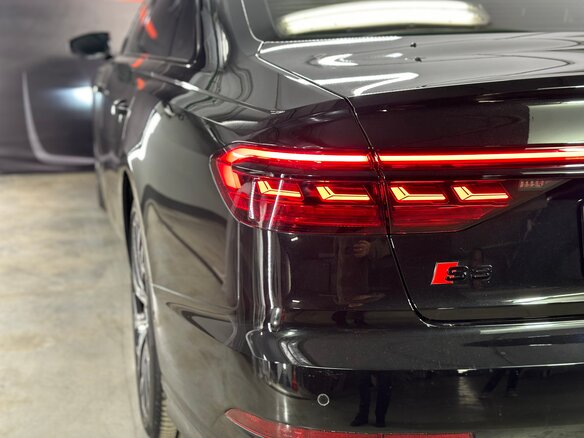 2021 Audi S8 Long IV (D5), чёрный, 11290000 рублей - вид 13
