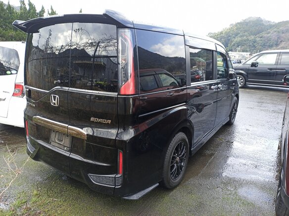2017 Honda Stepwgn V Рестайлинг, чёрный, 2700000 рублей - вид 12