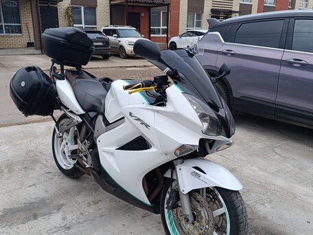 2002 Honda VFR 800, белый, 499000 рублей, вид 1