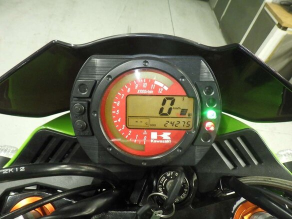 2003 Kawasaki Z 1000, зелёный, 480000 рублей - вид 5
