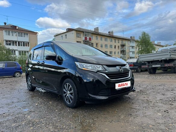2016 Honda Freed II, чёрный, 1480000 рублей - вид 2