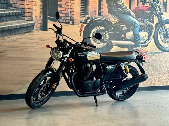 2026 Royal Enfield Interceptor 650, чёрный, 699000 рублей - вид 5