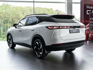 2026 Omoda C7, белый, 3499000 рублей, вид 3