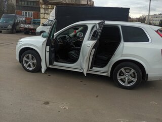 2017 Volvo XC90 II, белый, 2600000 рублей, вид 3