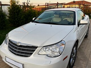 2010 Chrysler Sebring III, белый, 1450000 рублей, вид 3