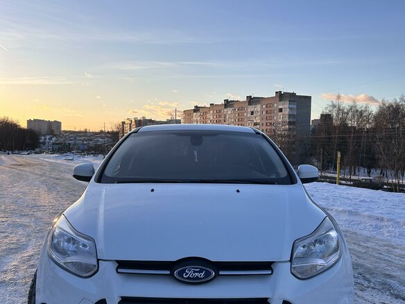 2014 Ford Focus III, белый, 890000 рублей - вид 2