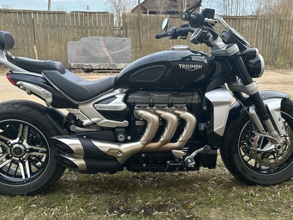 2021 Triumph Rocket III, чёрный, 1999999 рублей - вид 7
