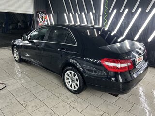 2012 Mercedes-Benz E-Класс 220 7G-Tronic IV (W212, S212, C207), чёрный, 1500000 рублей, вид 5