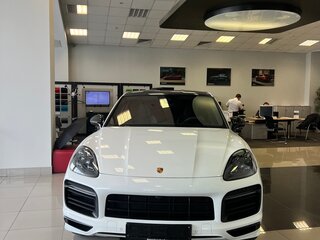 2020 Porsche Cayenne S Coupé III, белый, 9900000 рублей, вид 2