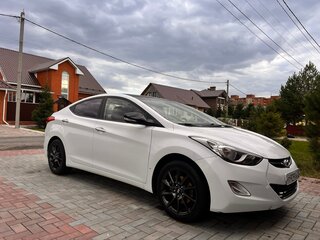 2012 Hyundai Avante V, белый, 1350000 рублей, вид 3