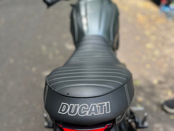 2021 Ducati Scrambler 800, серый, 1270000 рублей - вид 12