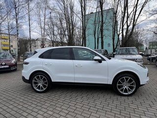 2019 Porsche Cayenne III, белый, 5969645 рублей, вид 5