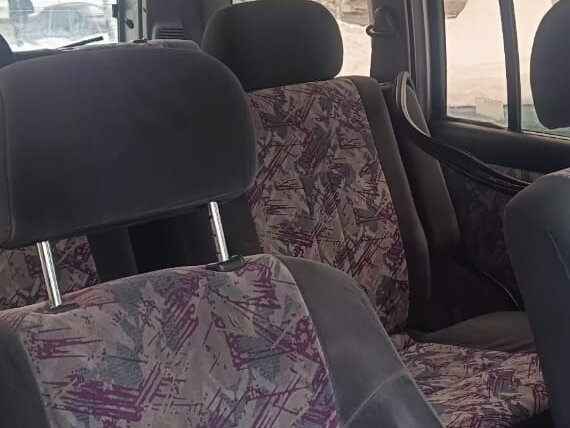 1997 Nissan Prairie II (M11), серебристый, 250000 рублей - вид 2