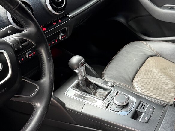 2014 Audi A3 III (8V), чёрный, 1000000 рублей - вид 14
