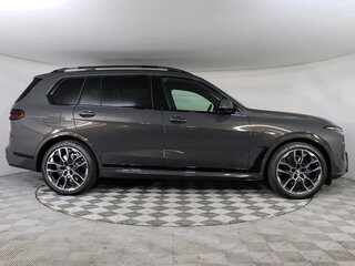 2026 BMW X7 40d I (G07) Рестайлинг, серый, 18060000 рублей, вид 4
