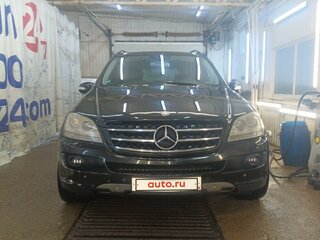 2006 Mercedes-Benz M-Класс 320 II (W164), чёрный, 1200000 рублей, вид 1