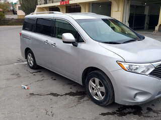 2017 Nissan Quest IV, серебристый, 2200000 рублей, вид 3