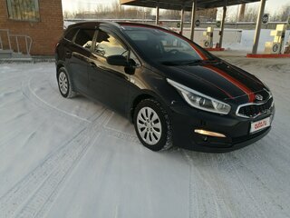 2017 Kia Ceed II Рестайлинг, чёрный, 950000 рублей, вид 2