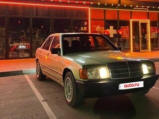 1983 Mercedes-Benz 190 (W201), зелёный, 850000 рублей, вид 3