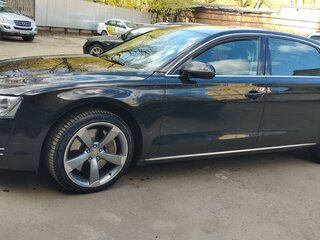 2011 Audi A8 Long III (D4), чёрный, 2100000 рублей, вид 3