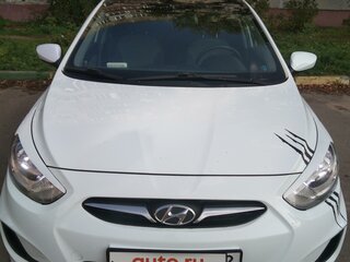 2012 Hyundai Solaris I, белый, 650000 рублей, вид 1