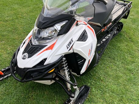 2015 BRP Lynx 49 Ranger 600, белый, 950000 рублей, вид 1